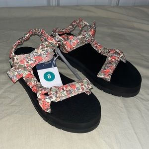 Floris Platform Sport Sandals Universal Thread Orange/green floral womens 8